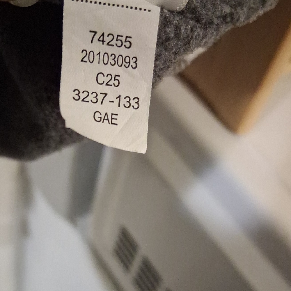 Duluth Trading Co Men's Black and White Plaid Shirt Jacket - Picture 4 of 6